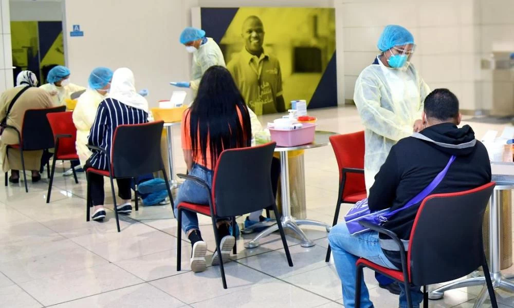 ΠΟΥ: Δεν συνιστάται rapid tests σε αεροδρόμια και σύνορα